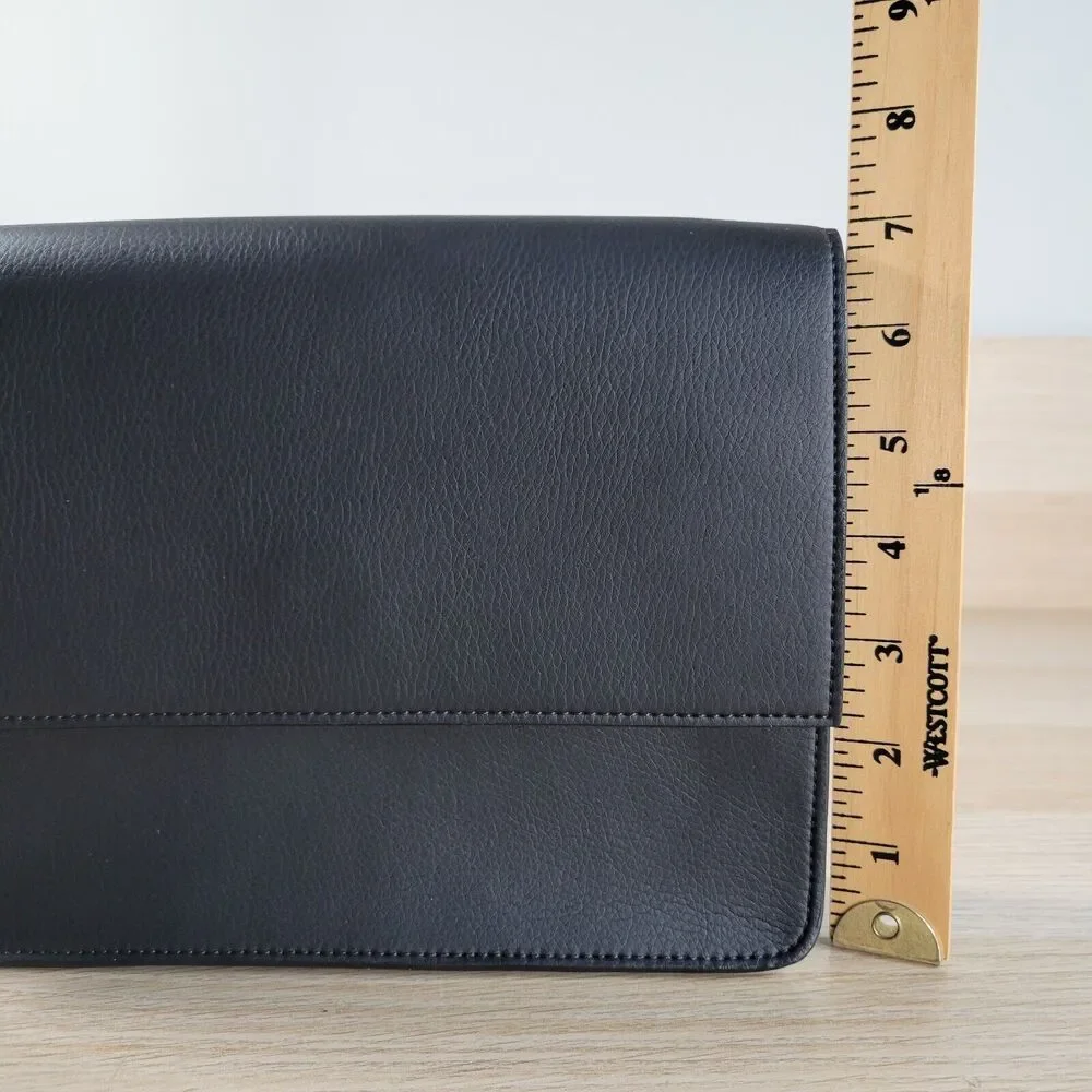 Von Holzhausen Black Magnetic Clutch Wallet Pouch Vegan Leather Hand Held Purse